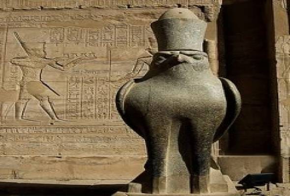Privater Tagesausflug nach Edfu und Kom Ombo von Luxor aus