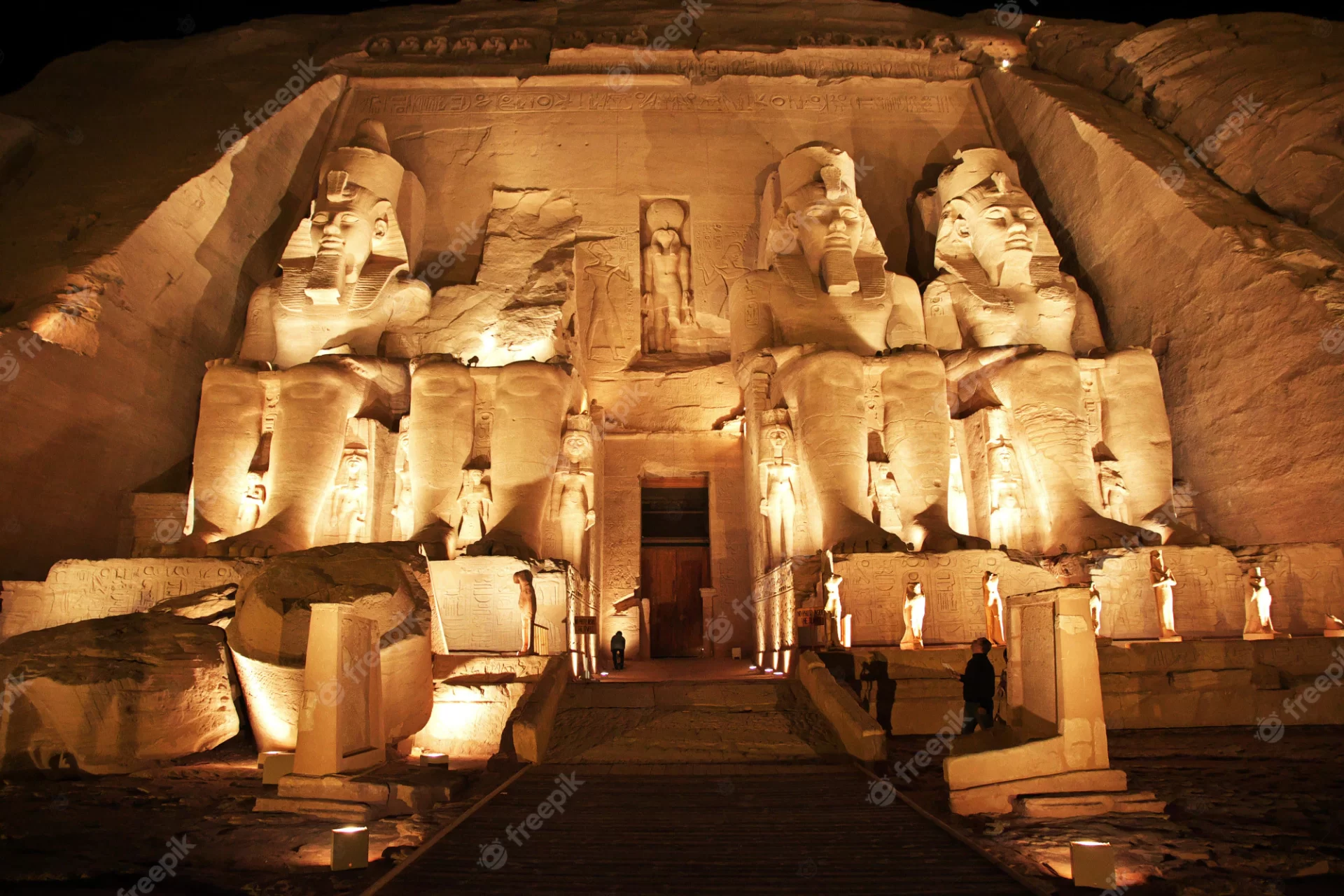 Abu Simbel und Assuan von Kairo aus per Flug