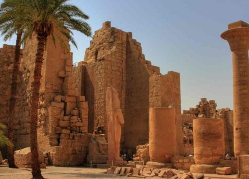 Ein Tagesausflug zum Tal der Könige und zum Karnak-Tempel